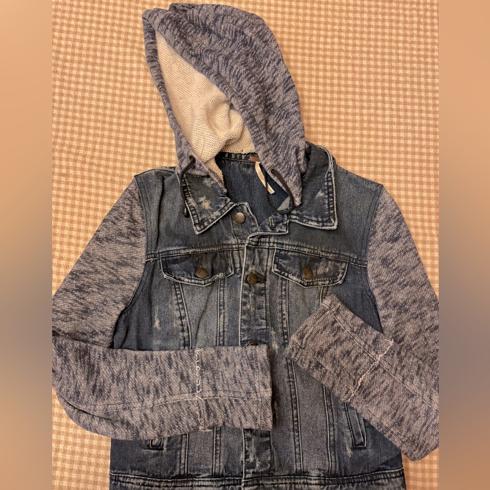 Free People Women’s Jean Jacket Size Small